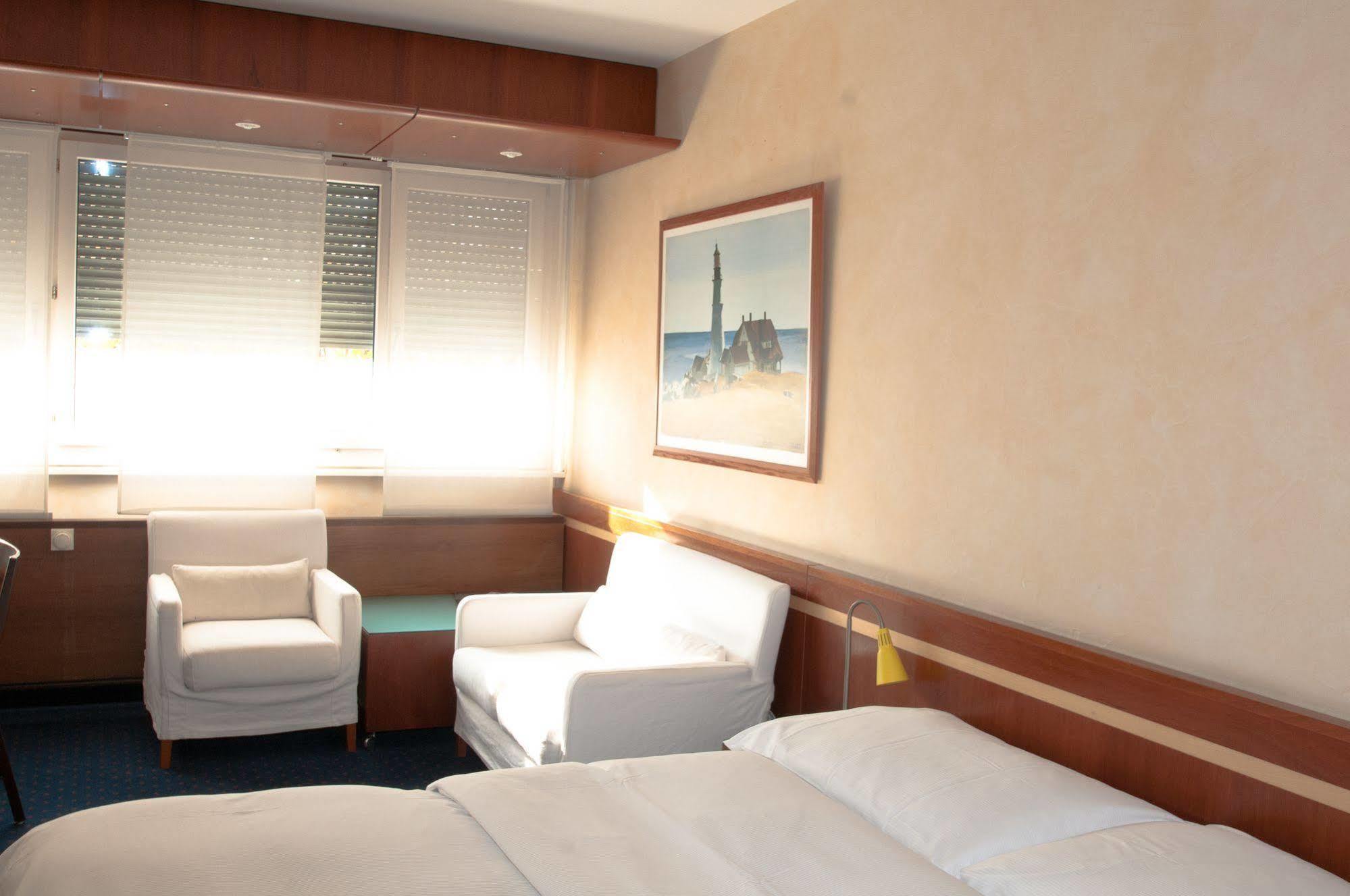 Hostellerie De La Vendee Lancy Buitenkant foto
