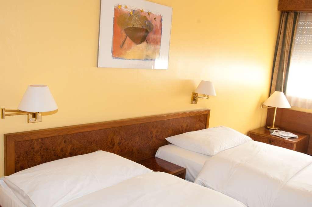 Hostellerie De La Vendee Lancy Kamer foto