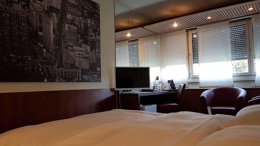 Hostellerie De La Vendee Lancy Kamer foto