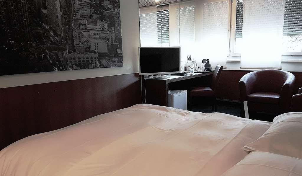 Hostellerie De La Vendee Lancy Kamer foto